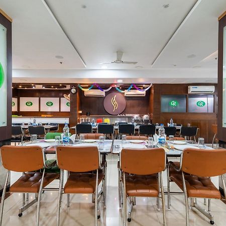 Treebo South Avenue, 700 Mts From Promenade Beach 퐁디셰리 외부 사진